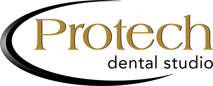 Protech Dental Studio Logo
